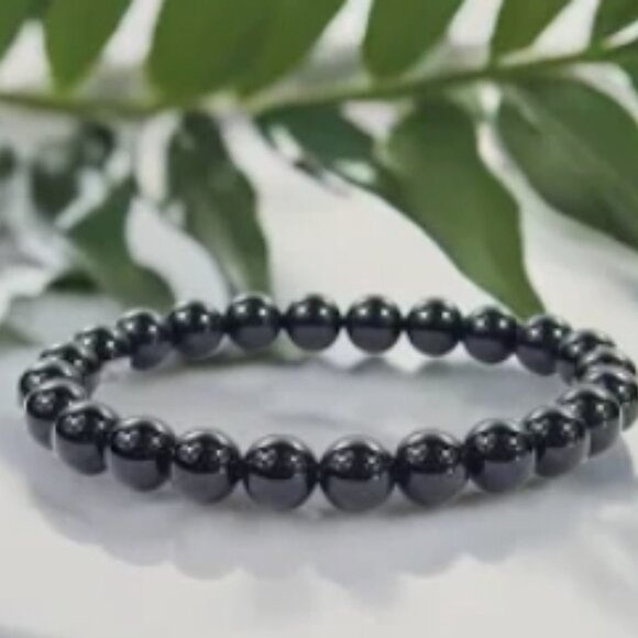 Men's Striking black natural Obsidian Bead Stretch Bracelet - Picture 2 of 7